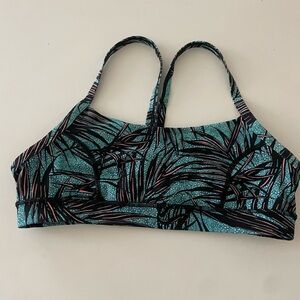 Lululemon Limited Edition bra! No longer sold! Size 04/06